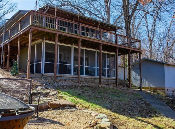 29613 Forthview Road, Edwards, MO 65326