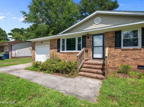 205 Forest View Drive, Havelock, NC 28532