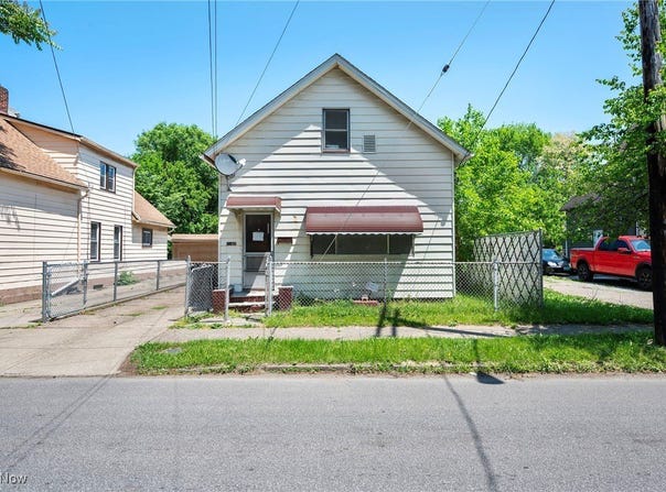 3187 W 32nd Street, Cleveland, OH 44109