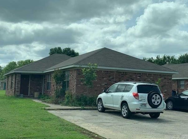 225 S Ash Street, Conway, AR 72034