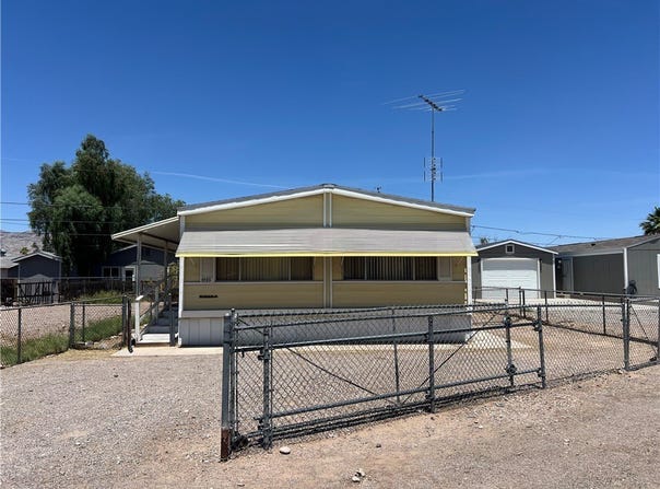 1923 Coral Isle Drive, Bullhead City, AZ 86442