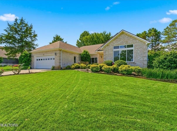 211 Chogi Lane, Loudon, TN 37774