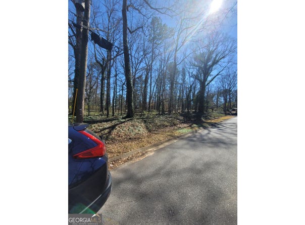 438 Hickory Hills, Stone Mountain, GA 30083