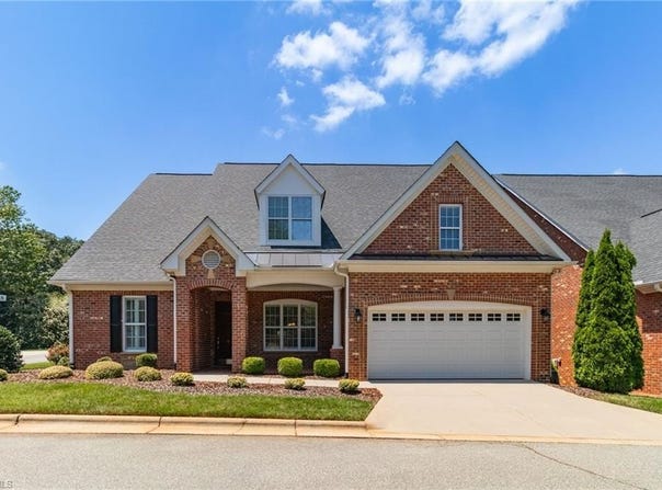 1 Midland Park Lane, Greensboro, NC 27455