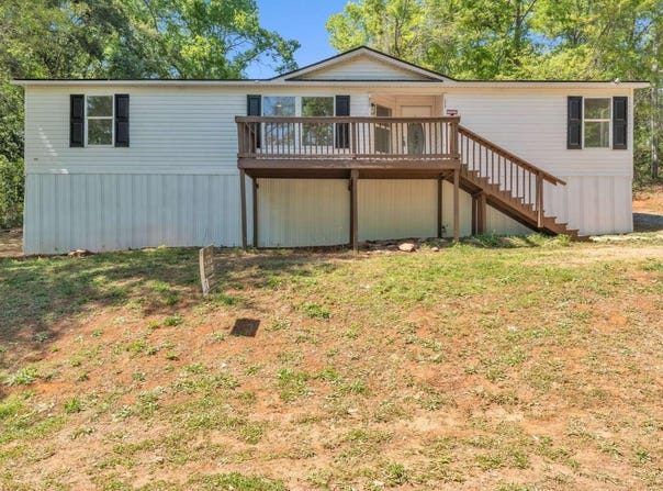 360 Hawk Hill, Clifton, SC 29324