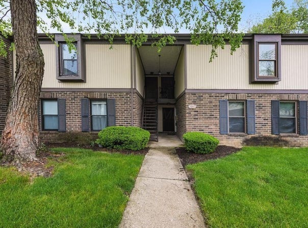5840 Hallridge Circle, Columbus, OH 43232
