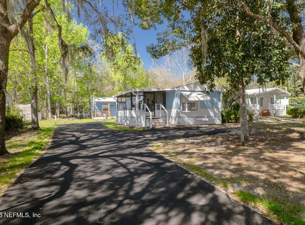 535 JACK Lane, Satsuma, FL 32189