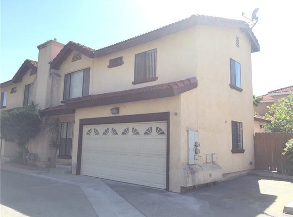 4018 W 5th, Santa Ana, CA 92703
