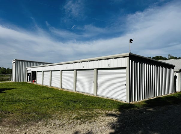 209 Partridge Drive, Cassville, MO 65625