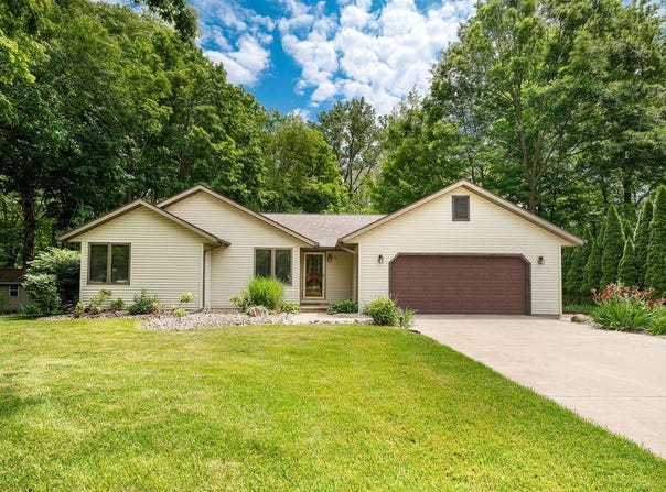 3999 Ravina Terrace, St. Joseph, MI 49085