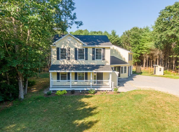 8 Dandelion Drive, North Yarmouth, ME 04097