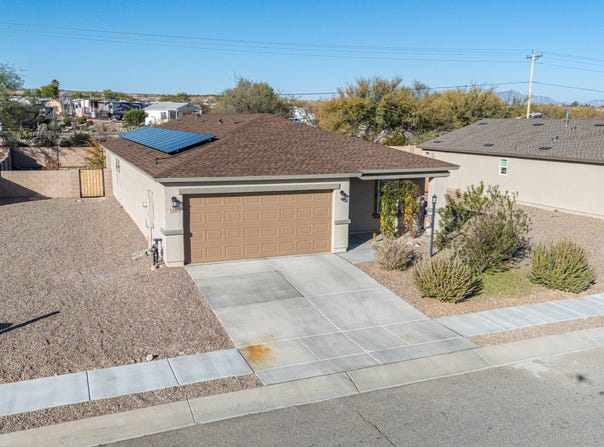 1256 S LENORA Loop, Benson, AZ 85602