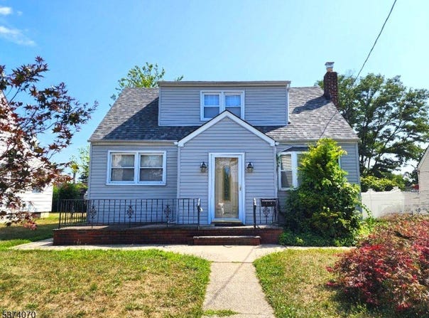 28 Elberon Ave, Paterson City, NJ 07502-2025