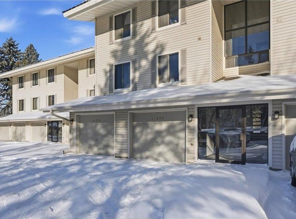 14326 Fairway Drive, Eden Prairie, MN 55344