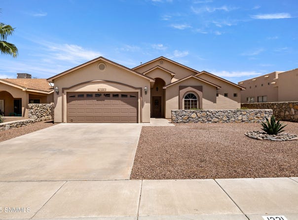 1221 Osage Court, Las Cruces, NM 88005