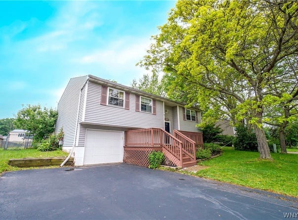 7030 Brandywine Drive, Derby, NY 14047
