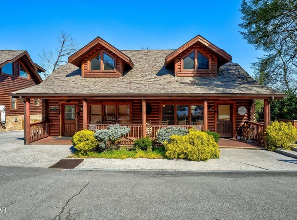 849 Golf View Boulevard, Pigeon Forge, TN 37863