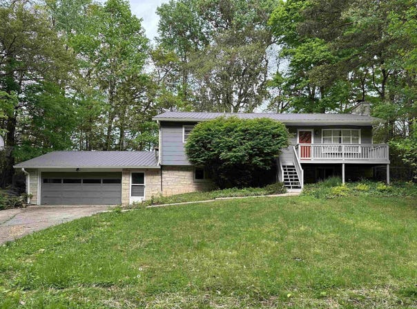 6043 N Holly Drive, Ellettsville, IN 47429-9462