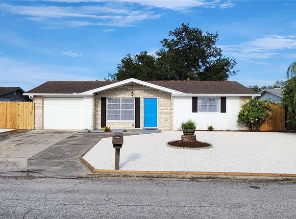 11120 WHITE OAK LANE, PORT RICHEY, FL 34668