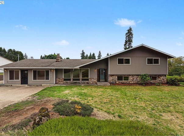 17610 SE SUNNYSIDE Rd, Damascus, OR 97089
