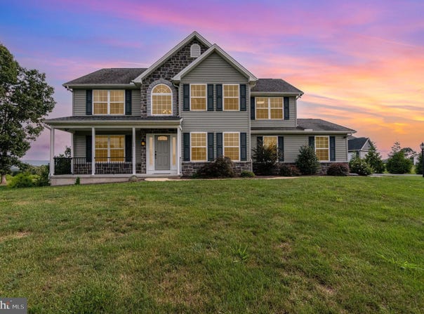 55 PINETREE DRIVE, DUNCANNON, PA 17020