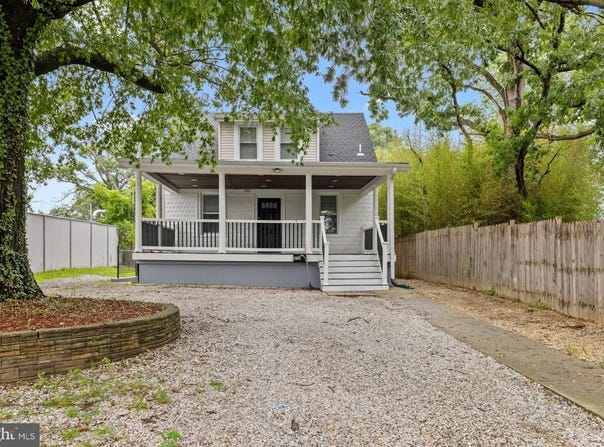 950 E WEST HIGHWAY, TAKOMA PARK, MD 20912