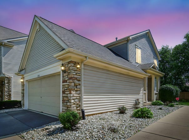 4576 Hilltop Drive, Loves Park, IL 61111