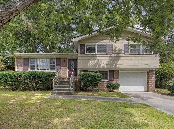 5674 Sandhurst Drive, Forest Park, GA 30297
