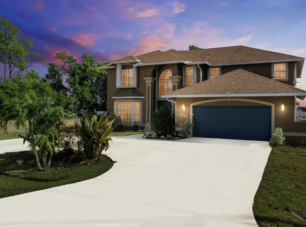2757 SW Ann Arbor Road, Port Saint Lucie, FL 34953