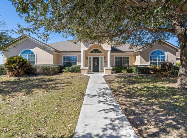 233 Saddle Blanket, Del Rio, TX 78840-2041