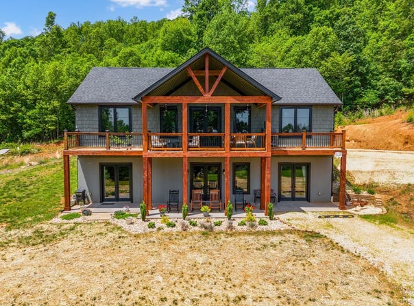 929 Poor House Farm Road, Amherst, VA 24521