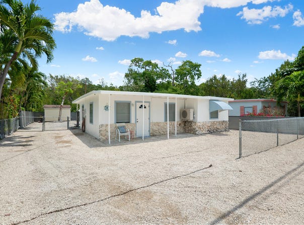 4 Tina Place, Key Largo, FL 33037