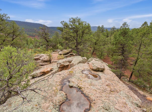 19 Bear Ridge, Glorieta, NM 87535