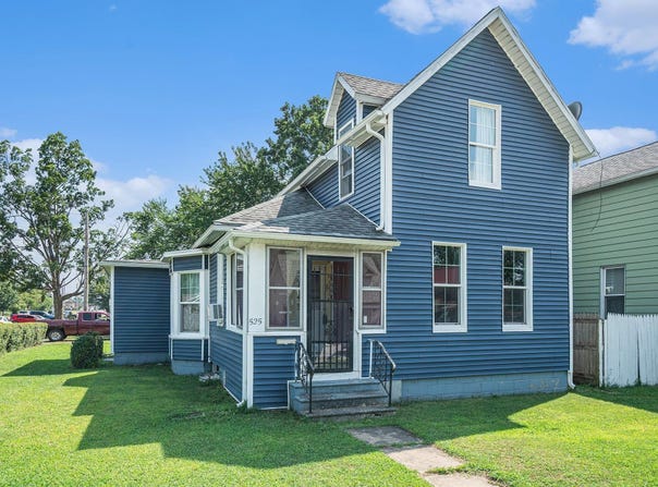 525 ASPENWALD Avenue, Elkhart, IN 46516