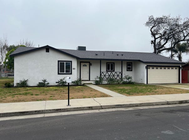 1901 Patterson Avenue, Corcoran, CA 93212