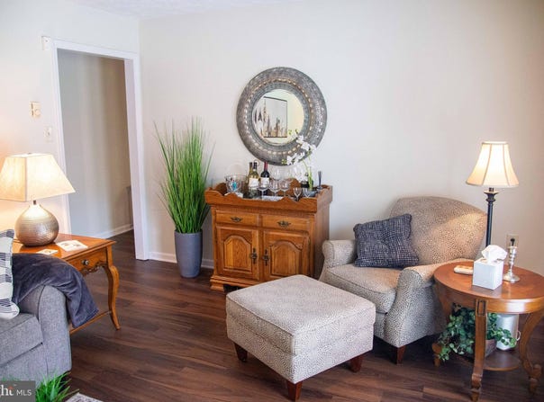 4462 MARTINSBURG PIKE, CLEAR BROOK, VA 22624