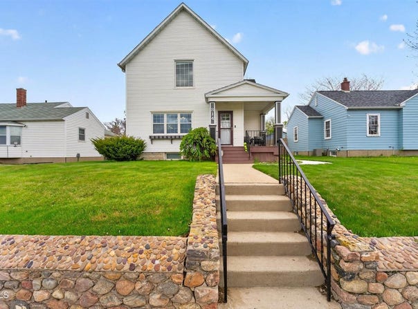 814 1st Avenue East, Williston, ND 58801