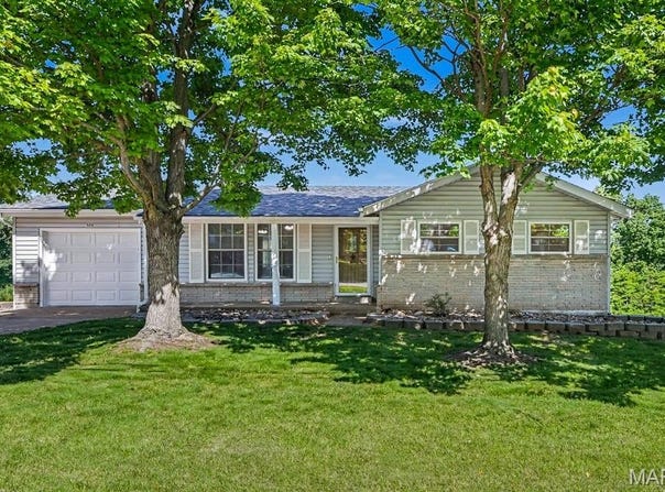 308 Marilyn Drive, Arnold, MO 63010