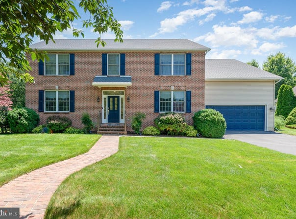 3 BAIRD COURT, CARLISLE, PA 17013