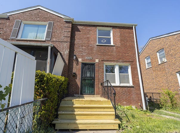 734 E 105th Street, Chicago, IL 60628