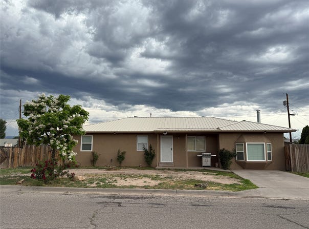 526 Camino Arbolera, Espanola, NM 87532