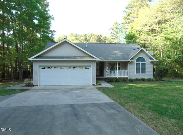 10249 State Route 903, Bracey, VA 23919