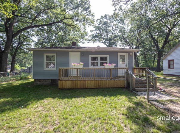 2928 Valley Street, Muskegon, MI 49444