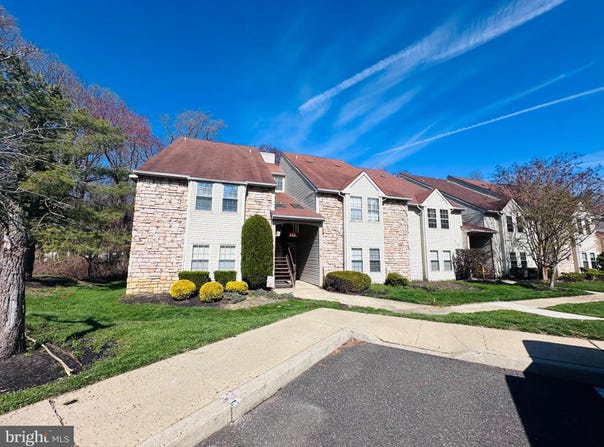 343 TAVISTOCK, CHERRY HILL, NJ 08034