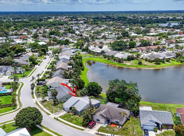 132 Timberline Drive, Jupiter, FL 33458
