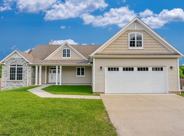 105 Lockwood Drive, Morgantown, WV 26508