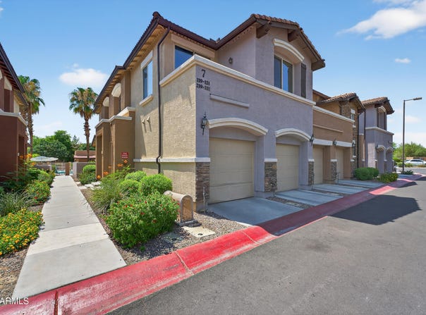 7726 E BASELINE Road, Mesa, AZ 85209