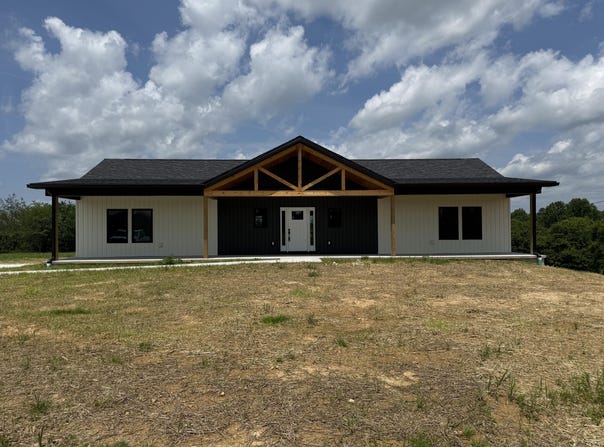 2050 Allen Schoolhouse Road, Columbia, KY 42728