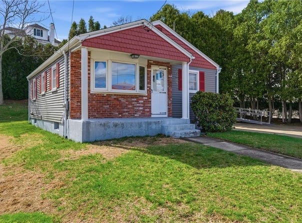 191 St Barnabe, Woonsocket, RI 02895