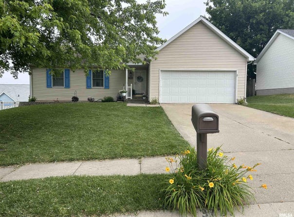 3721 Viking Boulevard, Springfield, IL 62712